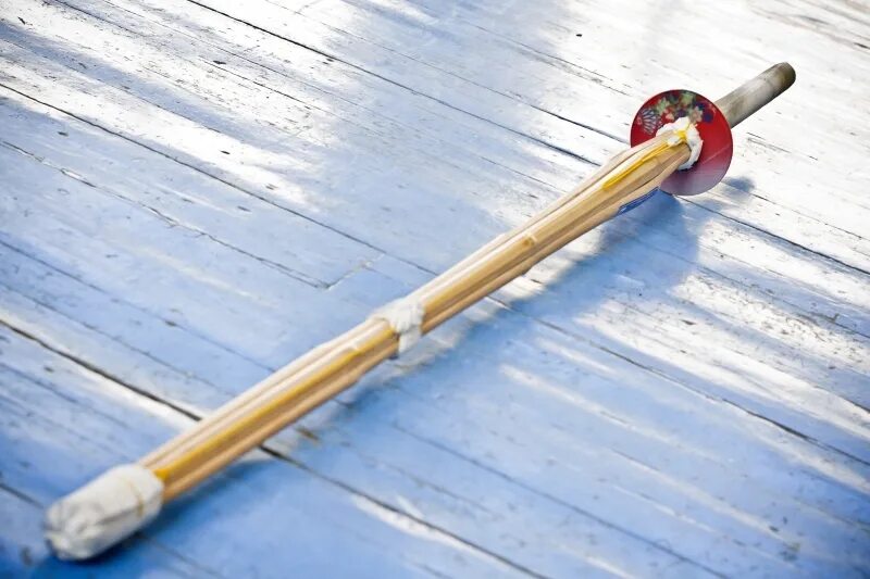 Синай бамбуковый меч. Бамбуковый меч для кендо. Синай меч кендо. Синай японский меч.