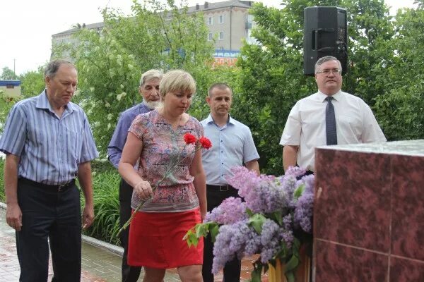 Администрация татарского сельсовета. Депутаты татарского района Новосибирской области. Председатель совета депутатов татарского района. Администрация татарского района. Совет депутатов татарского района Новосибирской области.