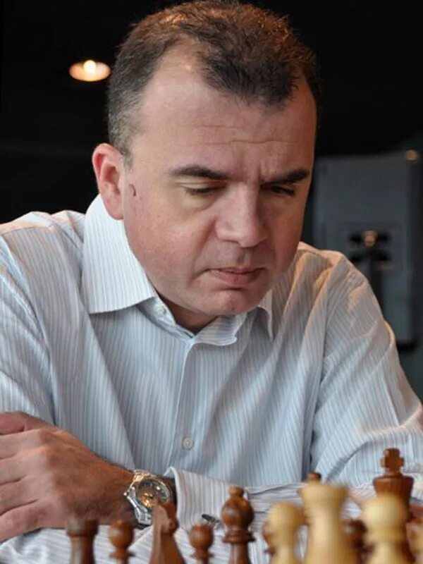 Иванов соколов. Иван Соколов гроссмейстер. Ivan SOKOLOV Chess. Иван Соколов 1985. Андрей Соколов шахматист.