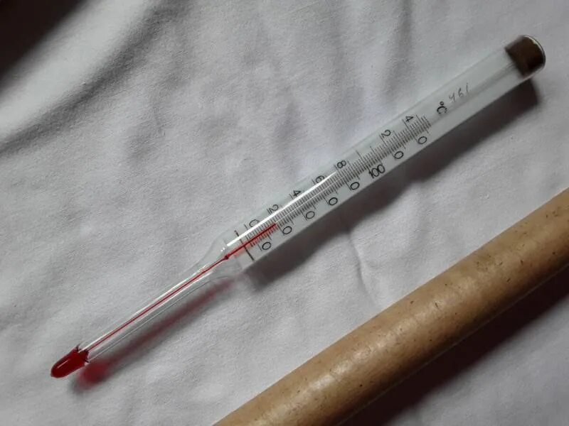 термометр ртутный 100°с tpj345-70-60. термометр ртутный 500 градусов. точный спиртовой термометр. термоштанга тшт-001-3 с термометром тс 7-8. точный спиртовой термометр.