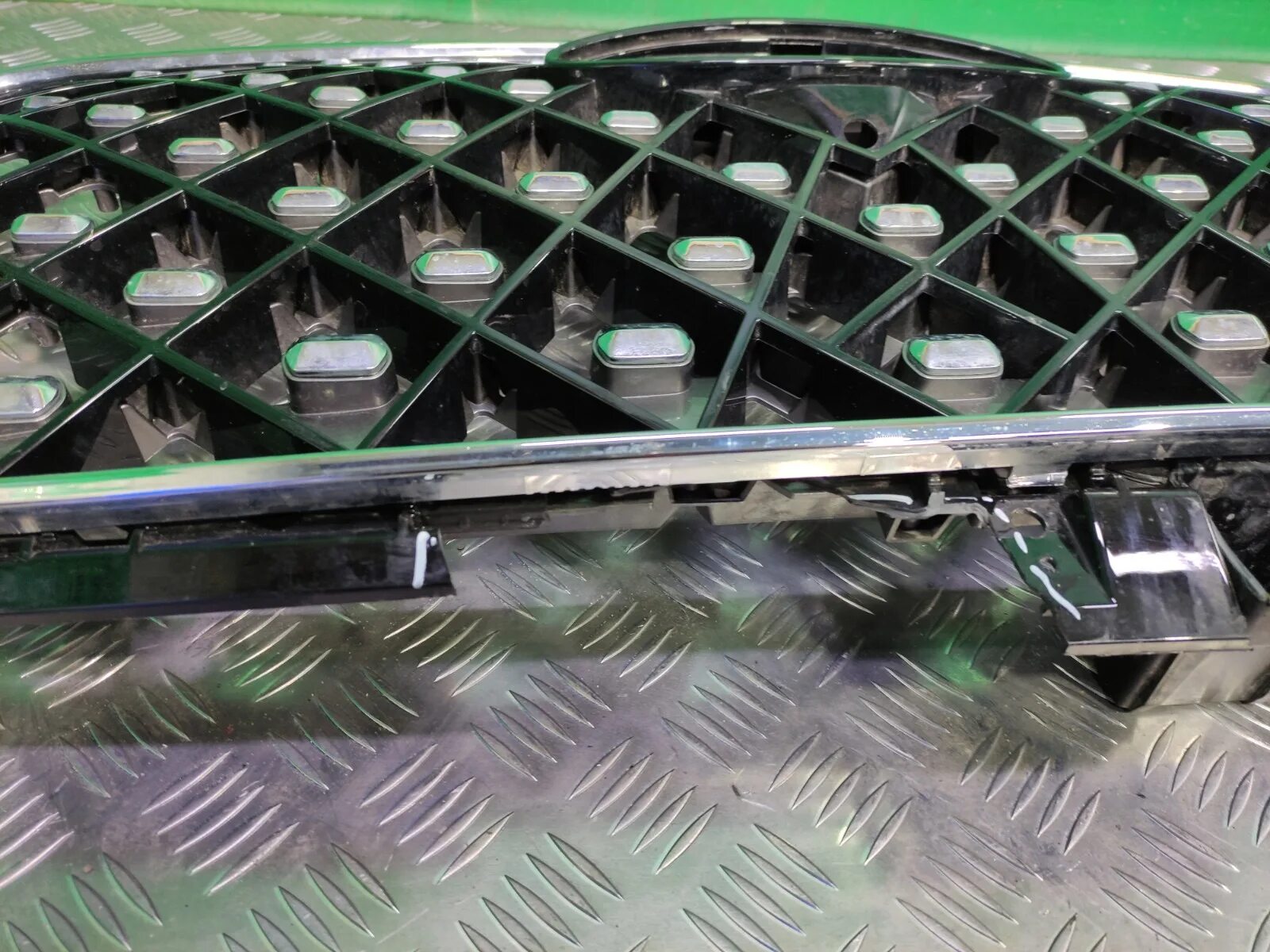 Chery tiggo 8 решетка радиатора. 602001506aa. Chery tiggo 8 решетка радиатора. Нижняя решетка радиатора чери тигго 8. Tiggo 8 решетка радиатора.