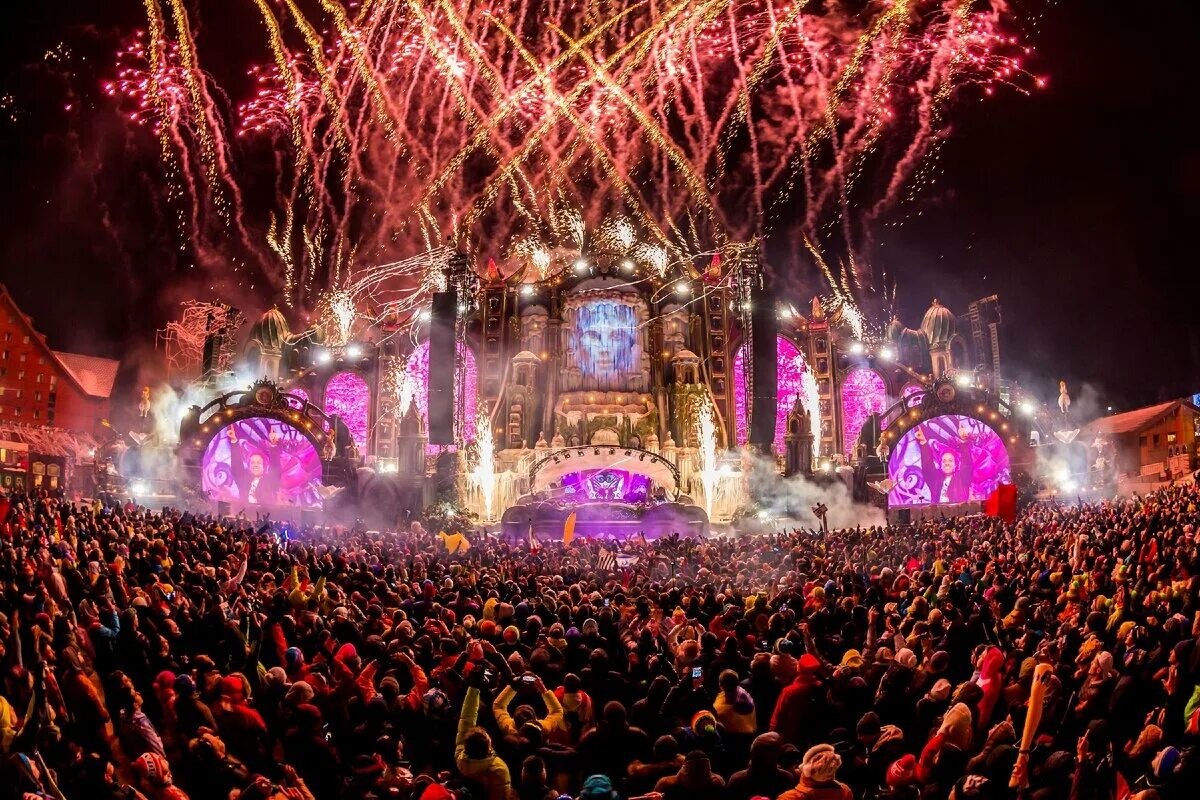 Ultra music festival miami 2023. Популярные музыкальные фестивали. Популярные музыкальные фестивали. Самый большой рок фестиваль в мире. Музыкальный фестиваль tomorrowland.