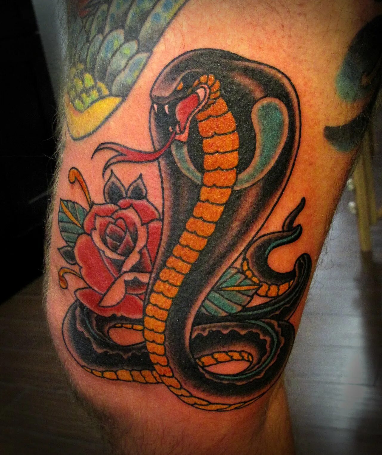 тату кобра. тату кобра. тату кобра. тату кобра на спине. тату кобра с капюшоном.