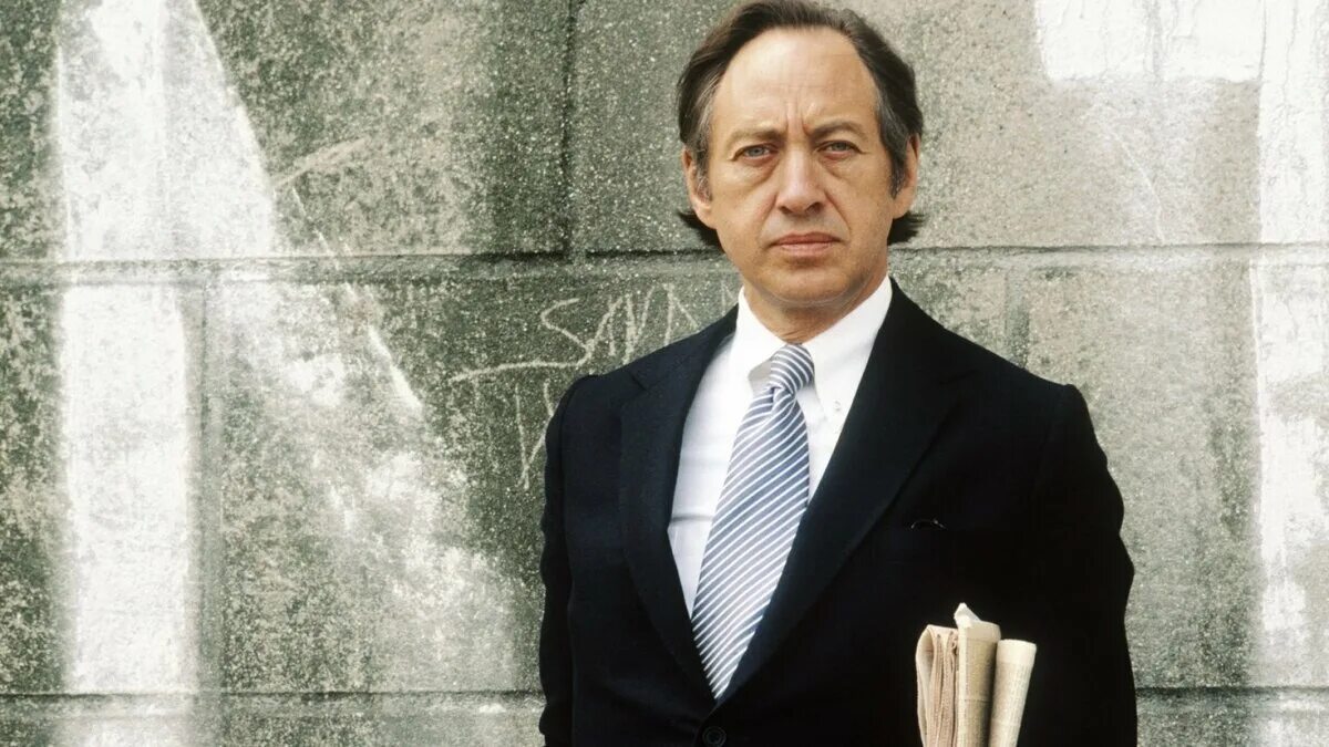 Д тоффлер. Элвин тоффлер. олвин тоффлер (1928-2016). элвин тоффлер социолог. элвин тоффлер фото.