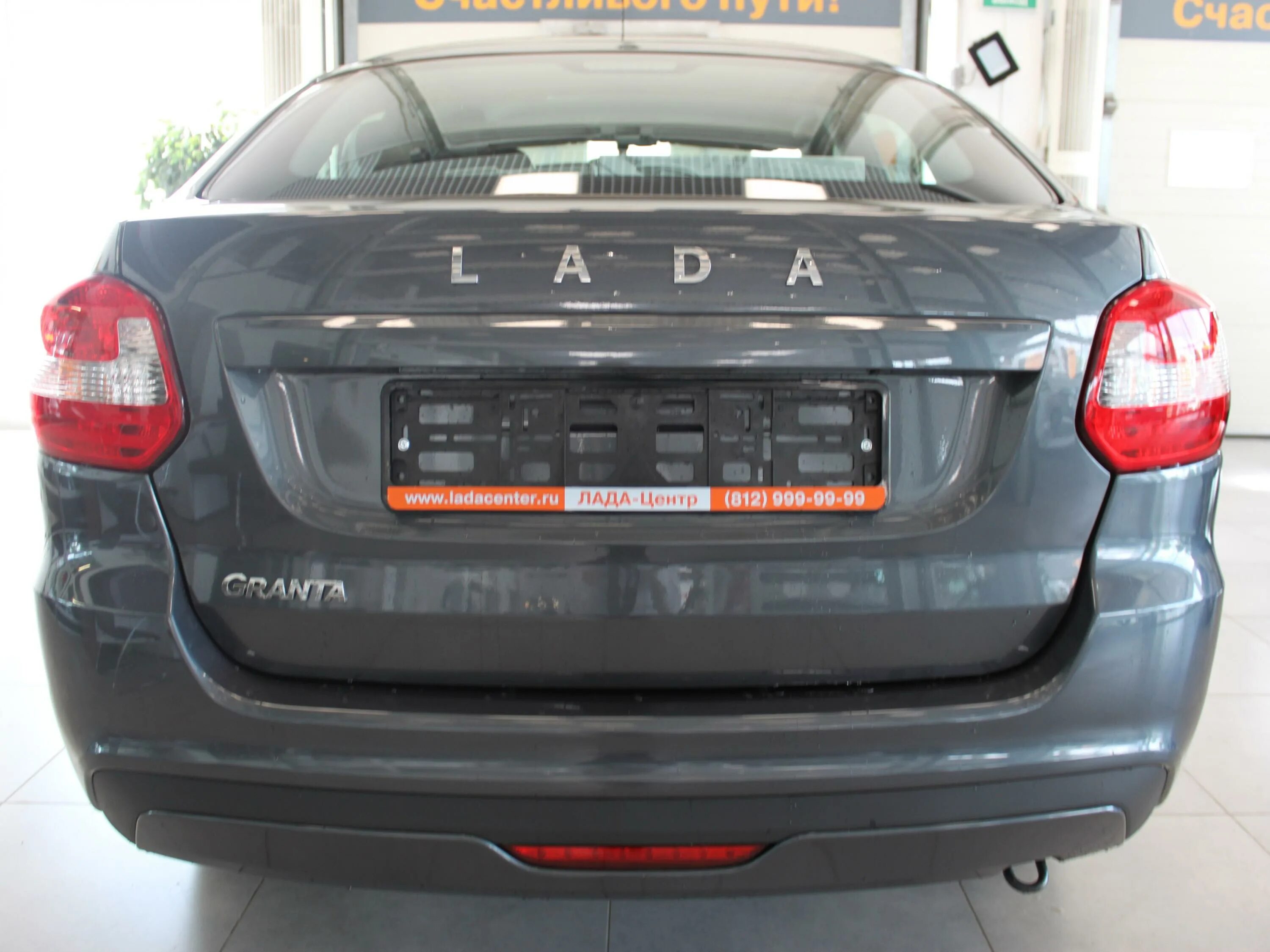 7 812 999. Лада гранта лифтбек 2022 клаб черная. Лада гранта лифтбек 2021г. Нива тревел 2023. 7 812 999.