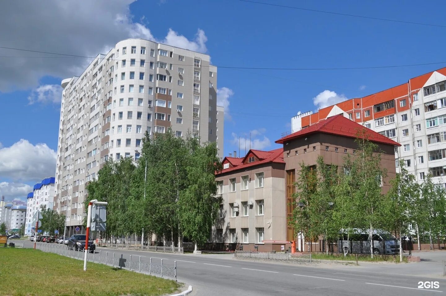 Нижневартовск центр города. Улица Таежная Нижневартовск. Нижний вартовск. Нижневартовск улицы.