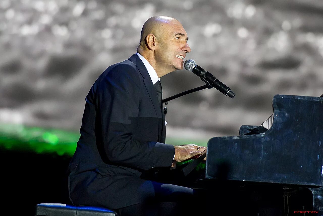 Без слов. Без слов. Игорь крутой мелодия. Пианино игорь крутой. Крутой без слов.