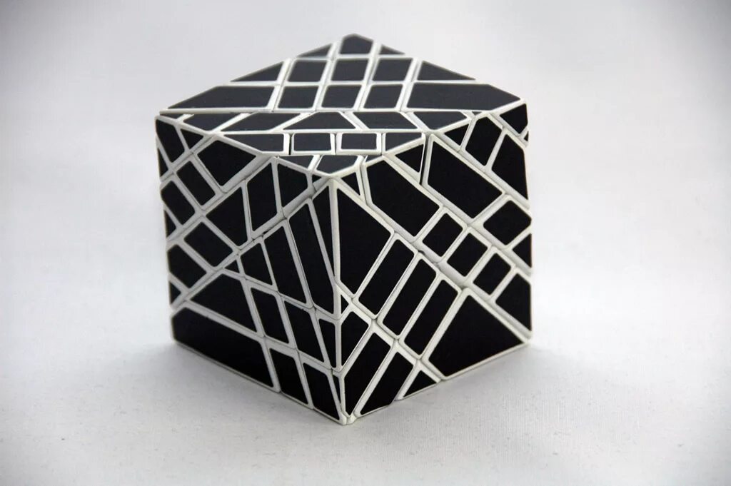 Cree cube. Ghost cube 7х7. ghost cube 4x4. ghost cube 9x9. кубик рубик призрак.