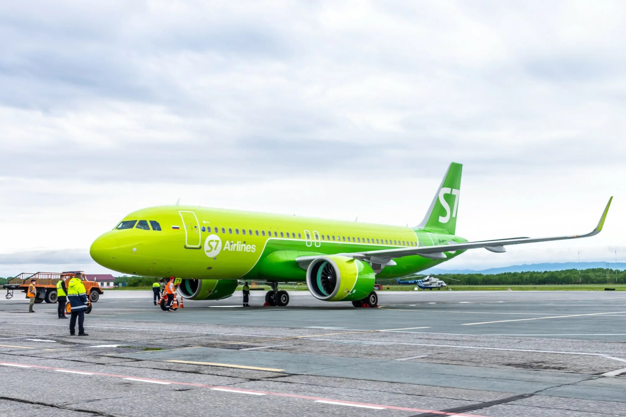 Эссевен авиабилеты. Airbus a319 s7. Самолёты авиакомпании s7 Airlines. A319neo s7. Самолеты s7 Airlines Новосибирск.