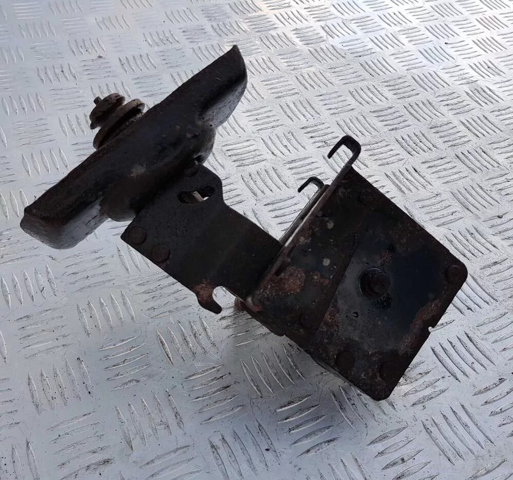Лебедка запасного колеса ман 81424016230. Механизм подъема запасного колеса mitsubishi outlander xl. Механизм подъема запасного колеса шакман. Механизм подъема запасного колеса ховер. 00.