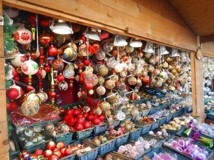 Ярмарки елочных игрушек