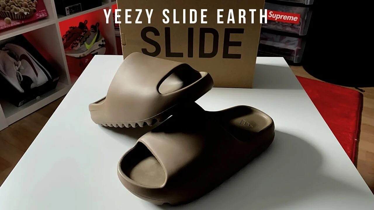 Тапки adidas Yeezy Slide Bone. Adidas Yeezy Slide. Тапки Yeezy Slide. Тапочки adidas Yeezy Slide.