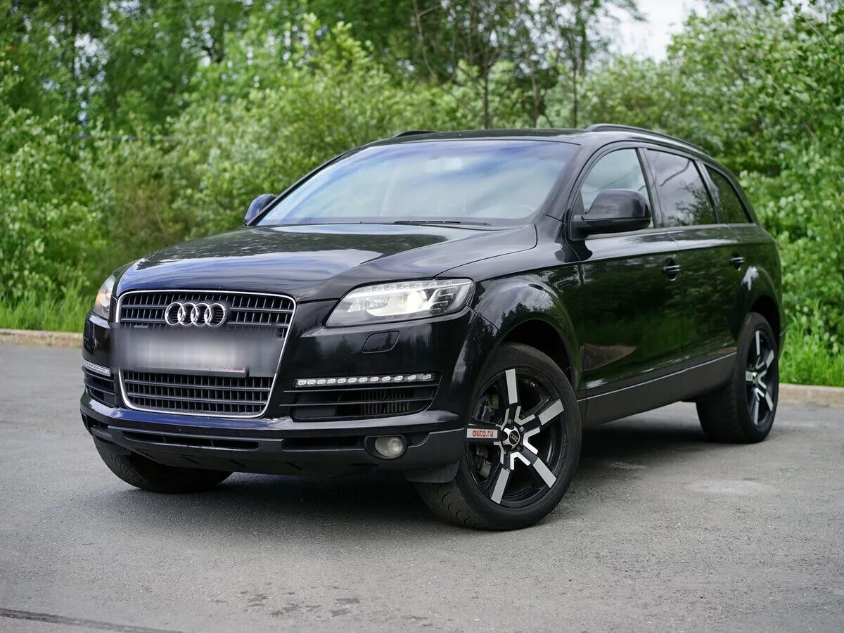 Купить ку 7 авито. Audi q7. Audi джип q7. Ауди q7 черная. Ауди джип q7 новый.