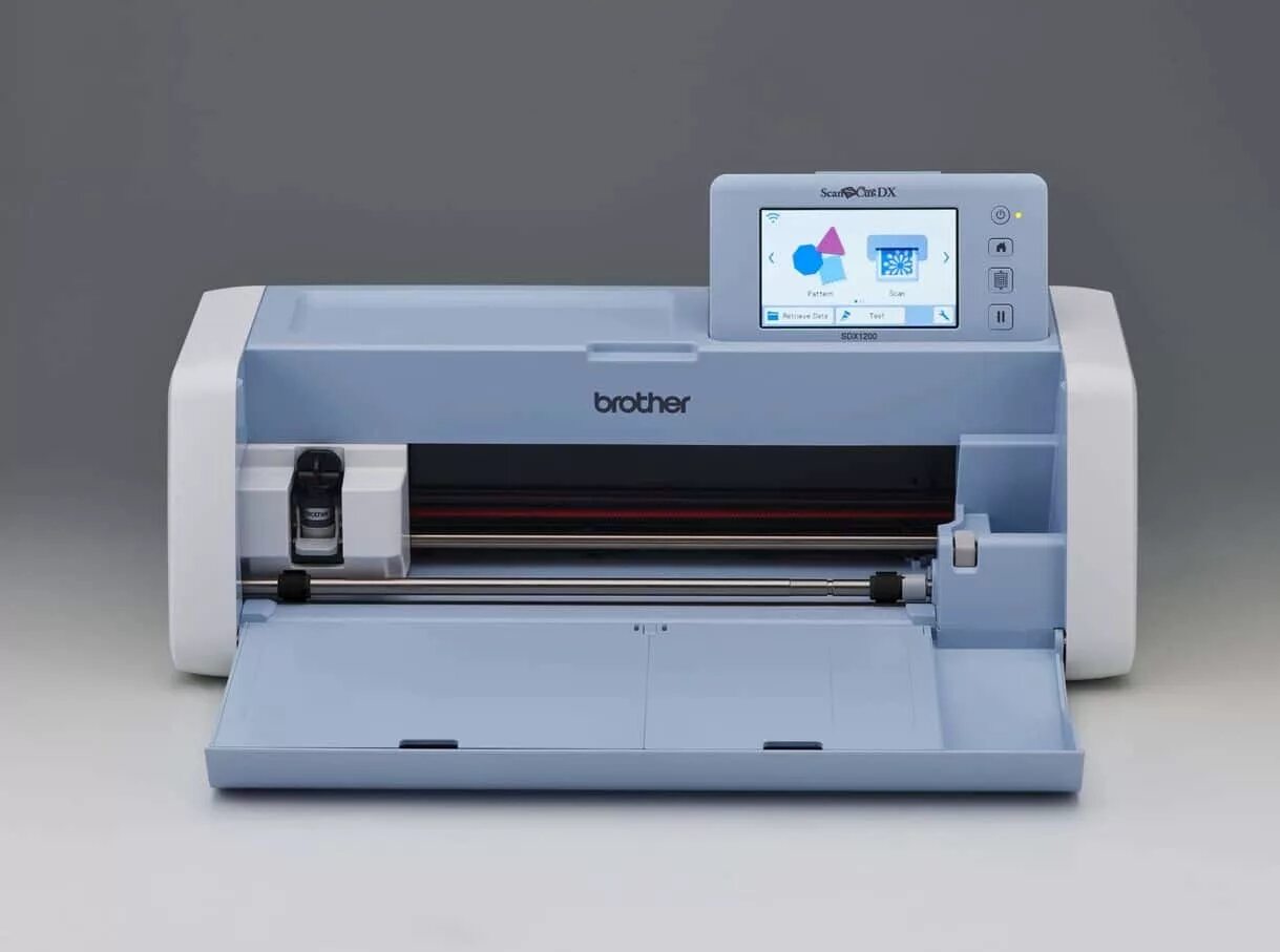 Раскройный плоттер scanncut cm300. Раскройный плоттер brother sdx 1200 scanncut. Brother scanncut cm900. Режущий плоттер brother scanncut sdx1200. Плоттер brother scanncut.