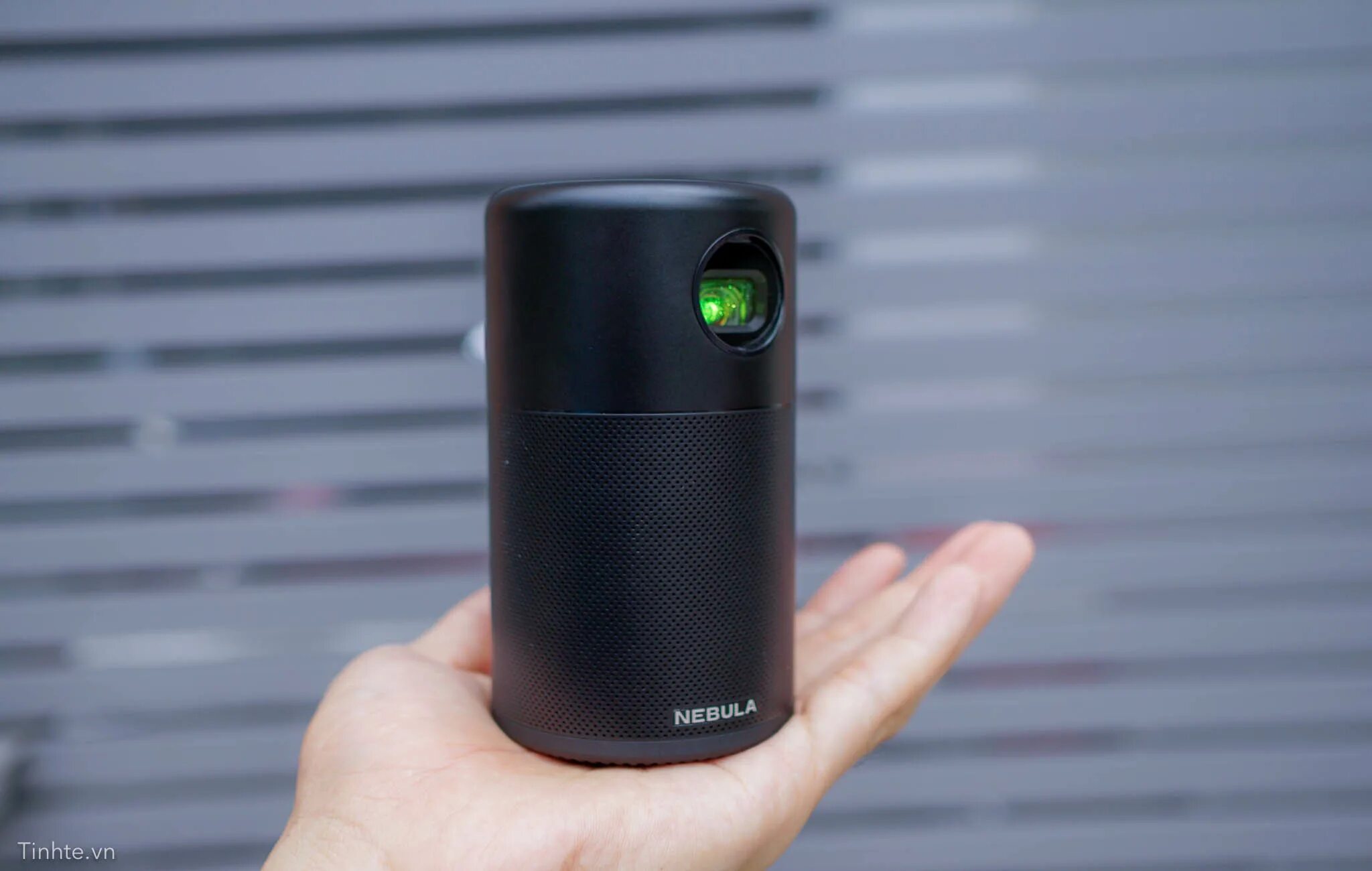 Nebula android tv. Портативный проектор nebula astro kids. anker nebula astro d2400. anker nebula capsule. nebula пульт.