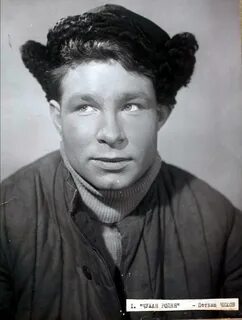 Васильевич актер