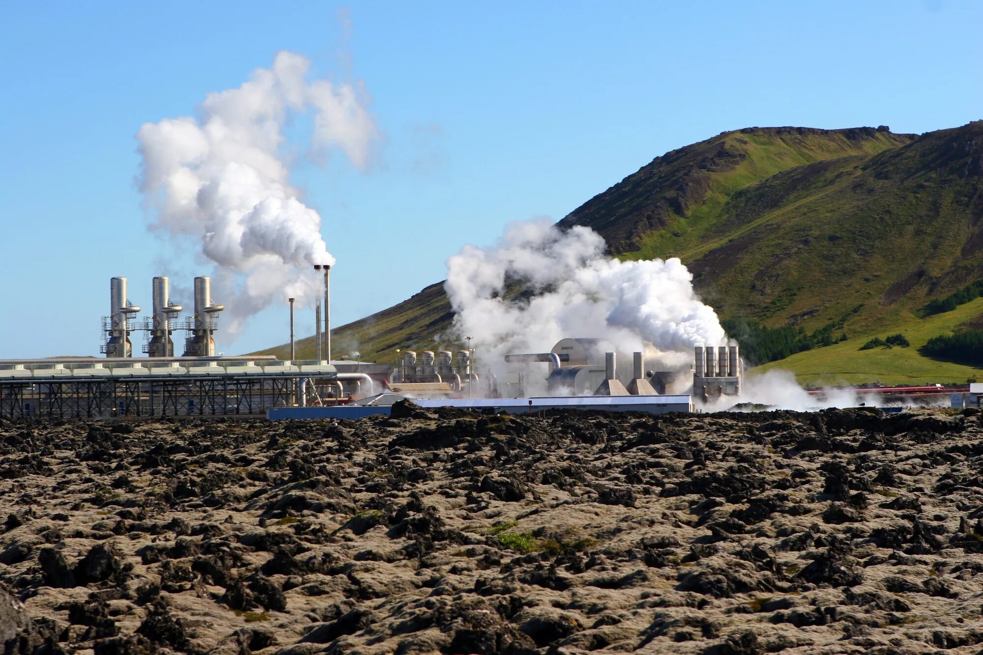Geothermal energy. Геотермальная энергия в Исландии. Геотермальная станция в Исландии. Utyjnthvfkmyfz 'ktrnhjcnfywbz d bckfyl;BB. Несьявеллир ГЕОТЭС, Исландия.