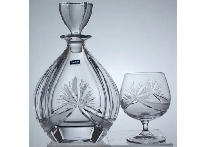 Crystalite bohemia графин. Crystalite bohemia графин. Crystalite bohemia графин. Crystalite bohemia decanters. Набор для виски crystalite bohemia quadro ассорти 7 предметов.