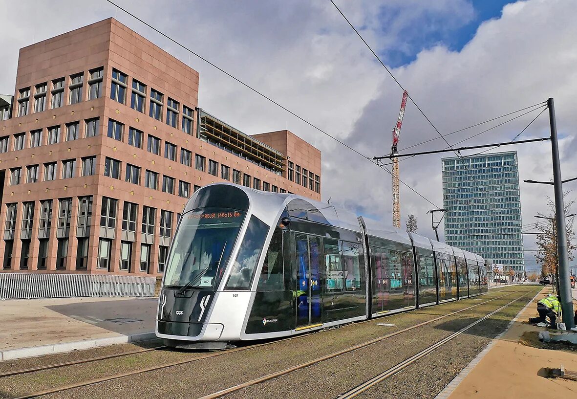 люксембург общественный транспорт. общественный транспорт в австрии. Luxemburg tram. трамвай в австрии. синара таганрог трамвай.