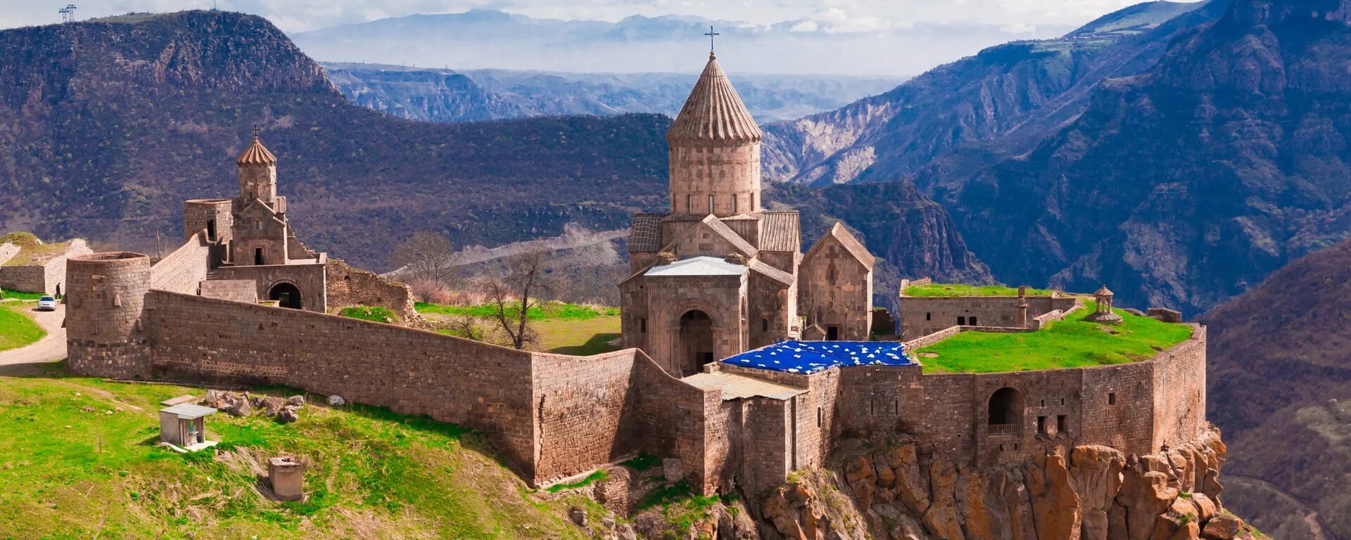 Севан гавар. Армения лестница каскад. Храм бдящих ангелов звартноц. Армения в 2024 году отдых. Van.