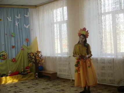 Утренник золотая осень в средней группе сценарий