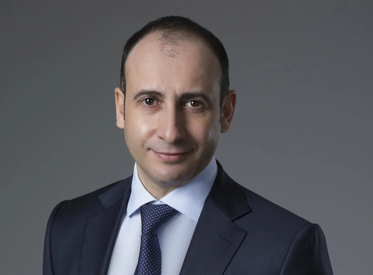 Директор x5 retail group игорь шехтерман. Директор x5 retail group игорь шехтерман. Стефан дюшарм. Хозяин фильм юрия быкова 2023. Игорь шехтерман x5 retail group.