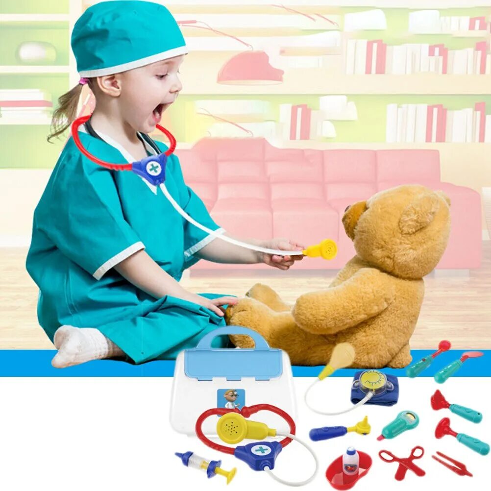 Toys 13. Игра в доктора. Игра в доктора для детей. Игрушки для ролевых игр. Девочка играет в доктора.