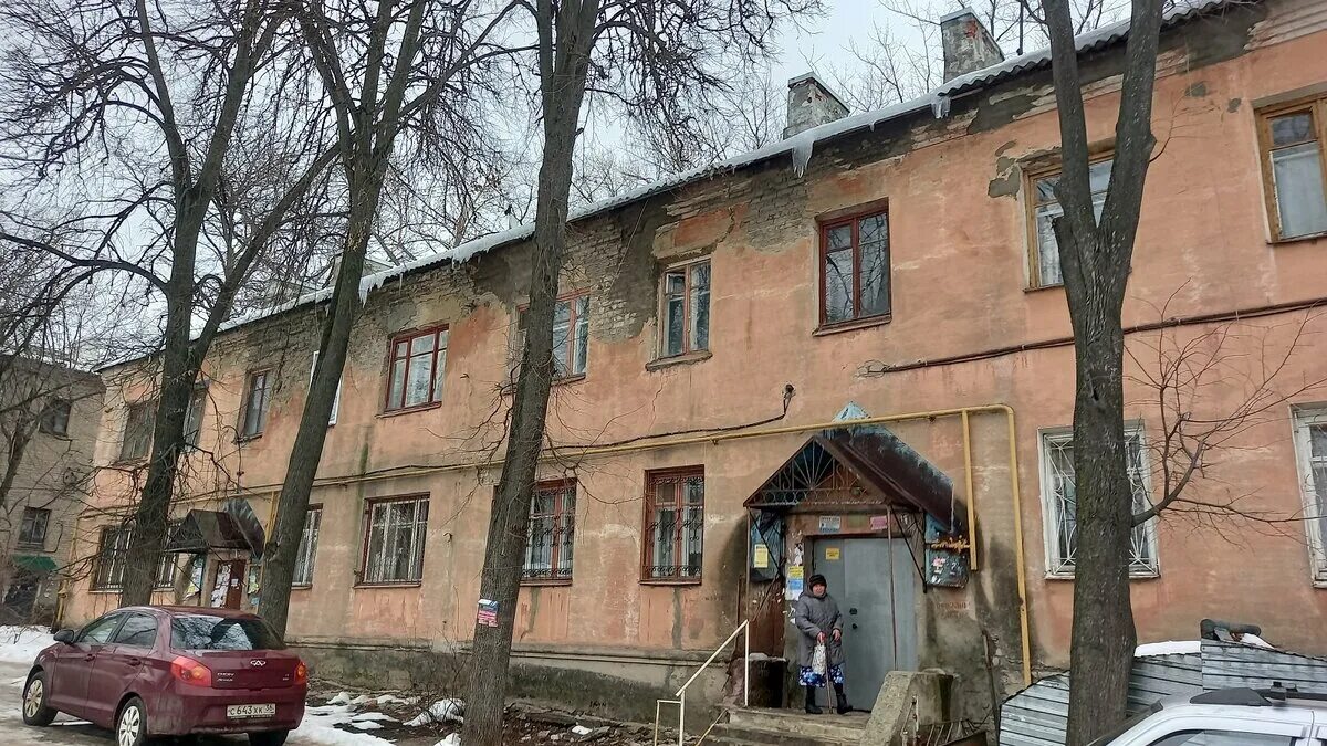 Расселение аварийного жилья в воронеже в 2025. Расселение ветхих домов в городе воронеж. тореза 51 расселение. аварийный дом. аварийное состояние здания.