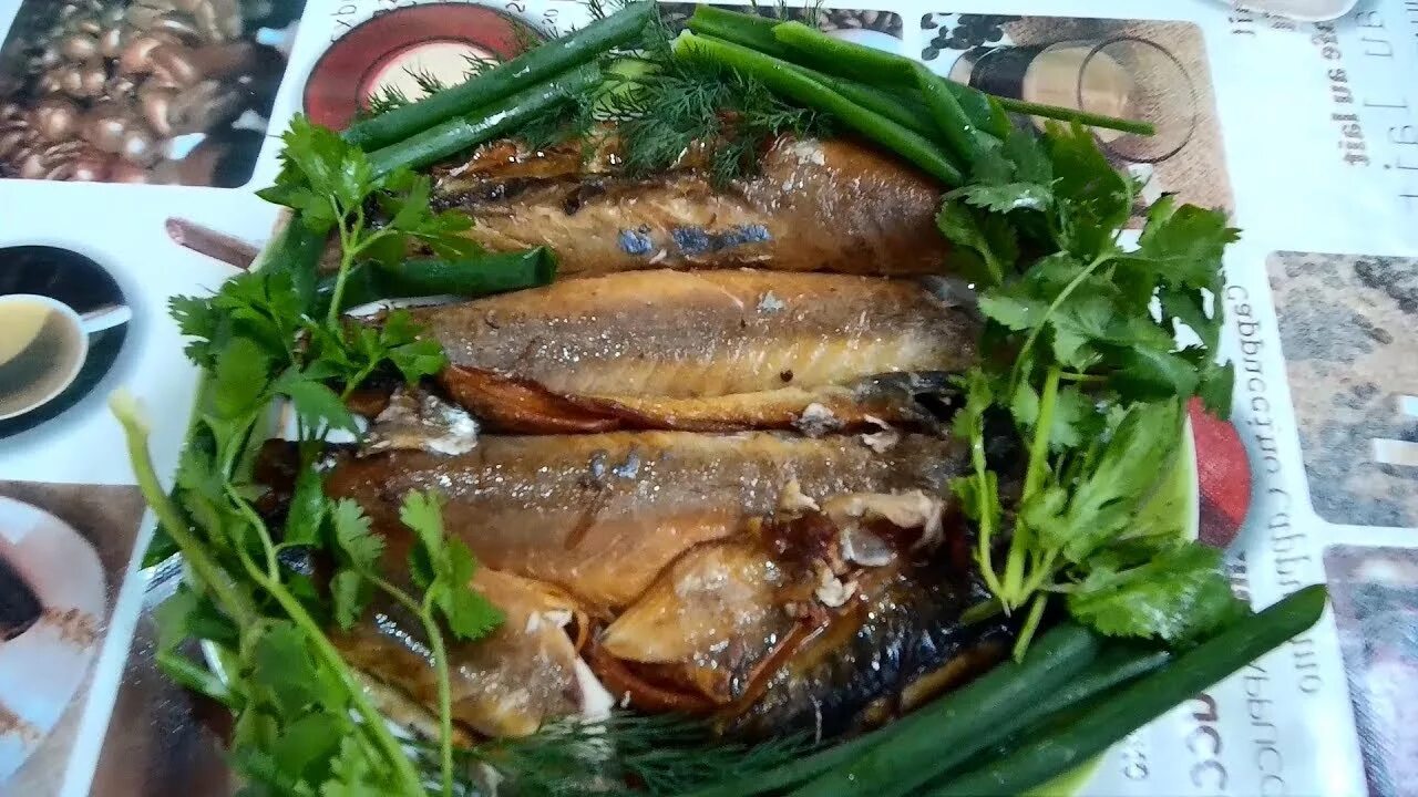 Маринад для скумбрии в коптильне горячего. Скумбрия горячего копчения. маринад для скумбрии горячего копчения. скумбрия горячего копчения в коптильне. маринад для скумбрии для копчения.