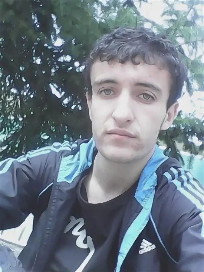 Таулан лайпанов. Таулан борлаков. Трек плохая девочка. Жабо таулан исмаилович рнкб. Таулан тамбиев фото.