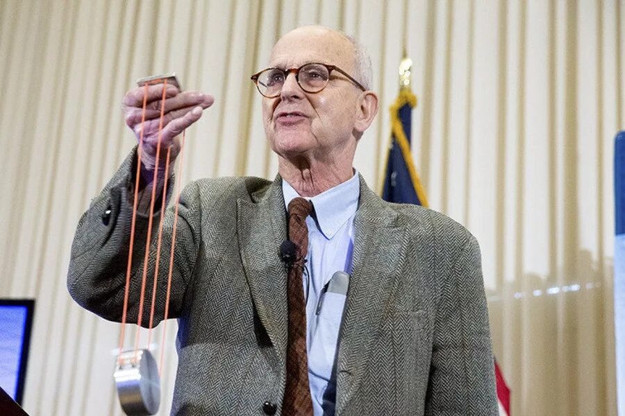 Physics 2017. Cambridge physics books. Барри бэриш. Physics 2017. Physics 2017.