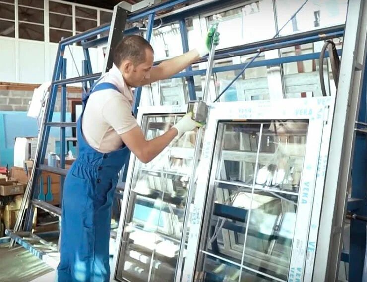 Вологда стекольные компании. Логотип стекольной компании. Первая строительная компания логотип. Первая стекольная компания орел. Красноярская стекольная компания.