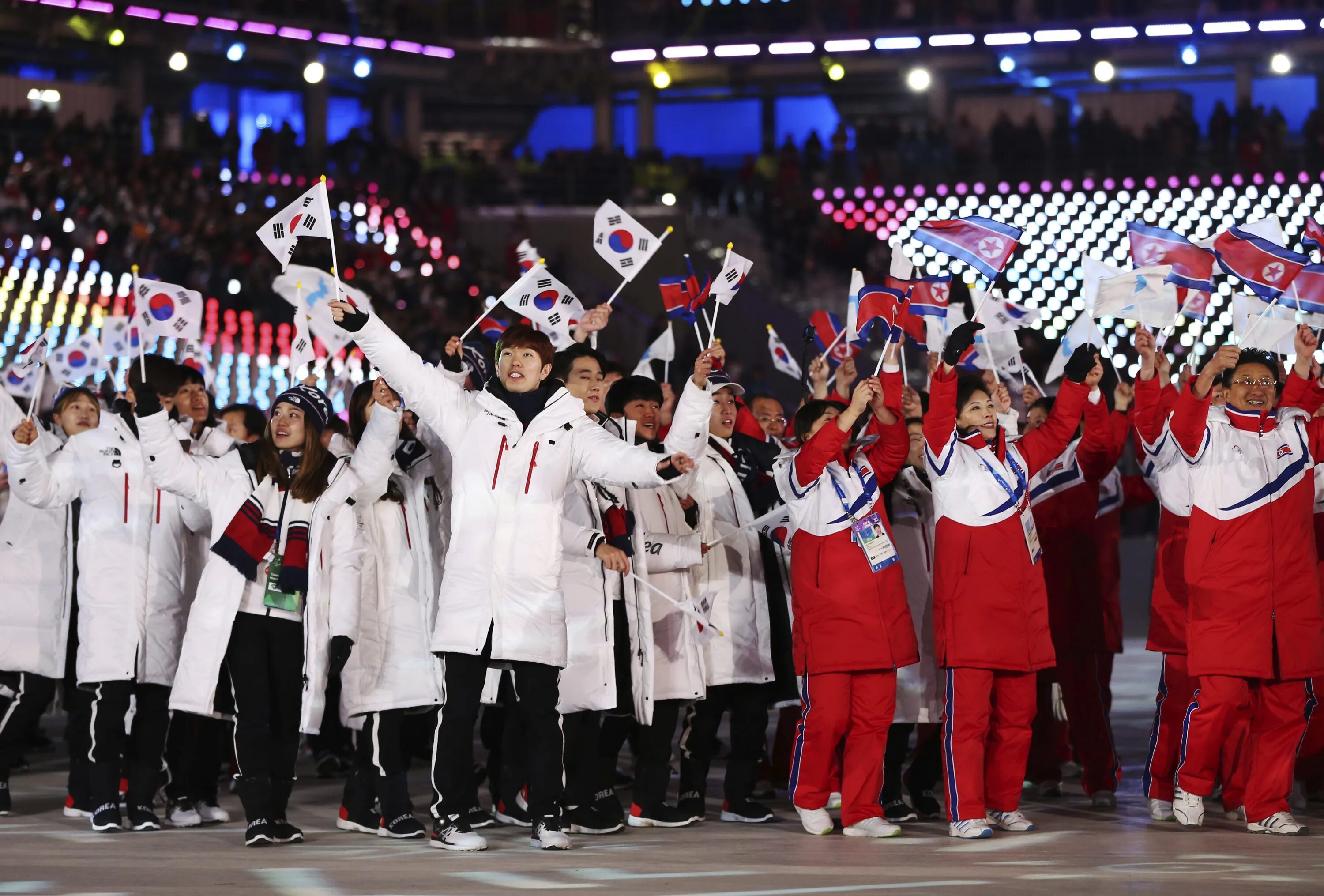 Спортсмены южной кореи. Пхенчхан Корея. Зимние Олимпийские игры 2018 в Пхёнчхане, Южная Корея. Олимпийские игры в Пхёнчхане 2018 Северная Корея.