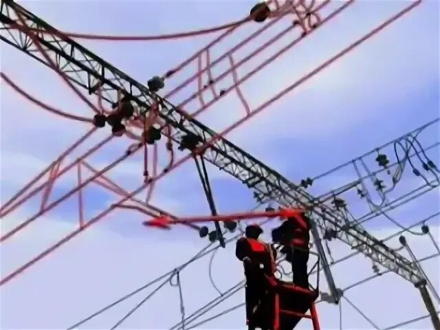 Опасно контактная сеть. Монтаж контактной сети. Трос контактной сети. Заземление опор контактной сети ж. Опасно контактная сеть.