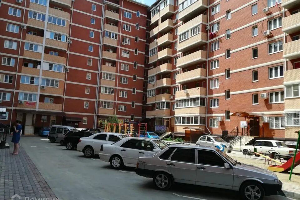 5. Калинино парк краснодар. Краснодар ул российская 337. Петра метальникова 28 краснодар. Российская 337.