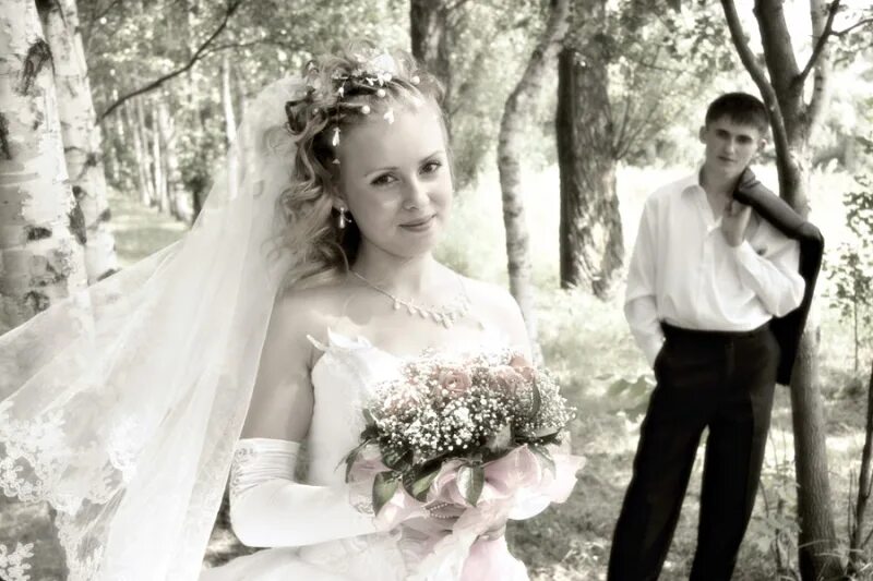 Подростки на свадьбе. Ранние браки. Невеста подросток. Ранние браки в России.