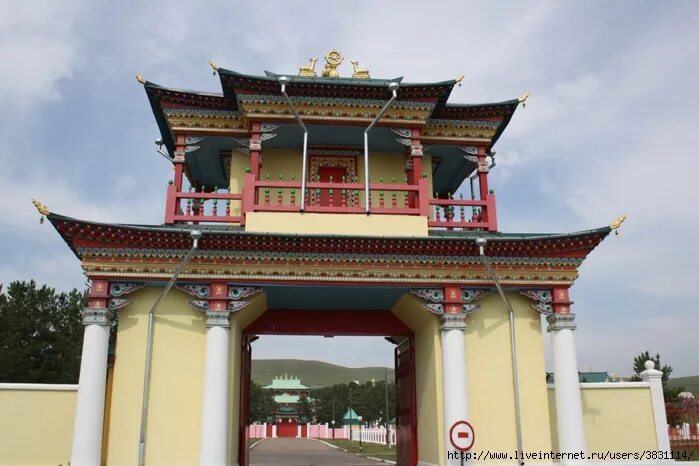 дацан южно-сахалинск. согчен дуган – центральный соборный храм иволгинского дацана,. дацан кафе. дацан кафе. дацан гандан улан-удэ.