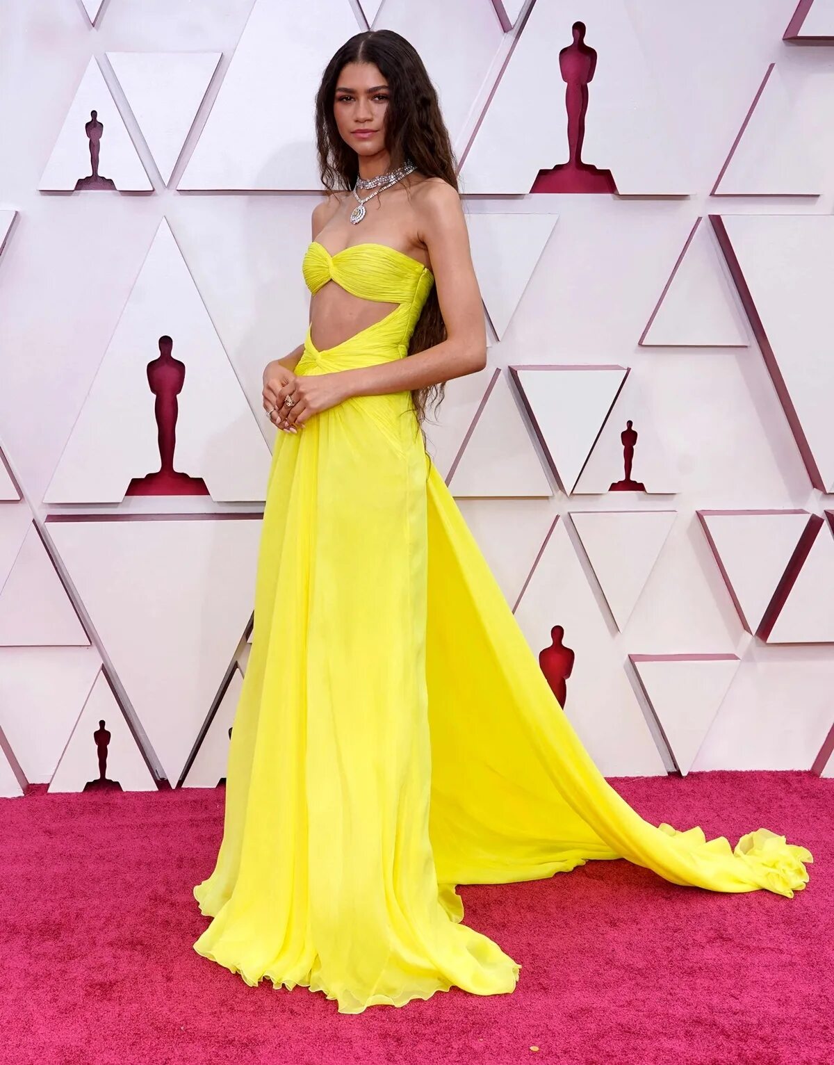 оскар наряды. оскар наряды. оскар наряды. кейт бланшетт оскар 2014. Allison janney red carpet.