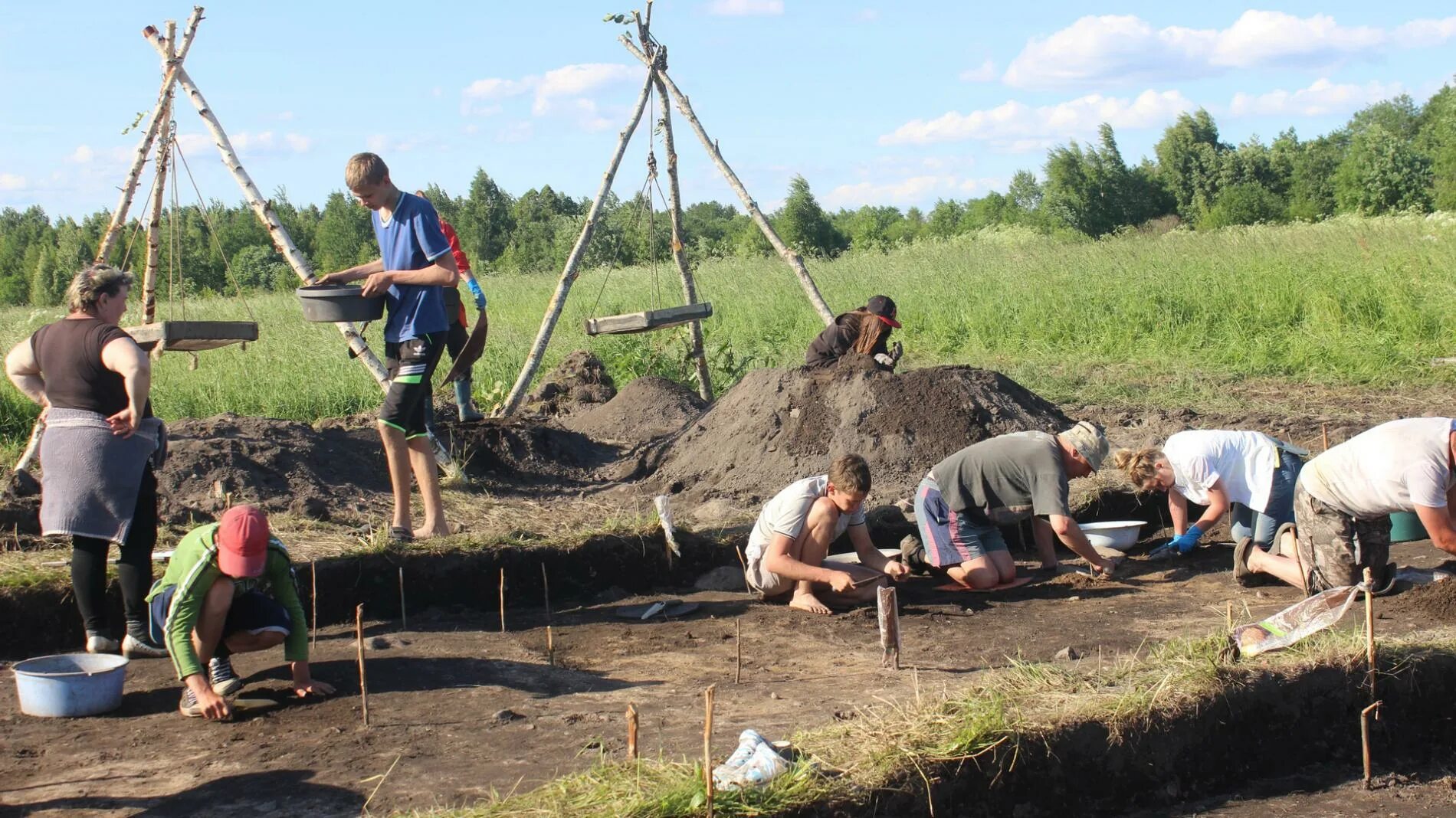 Археологический музей череповец. Музей археологии череповец. Дети в музее археологии в череповце. Археология череповец. Археология череповец.