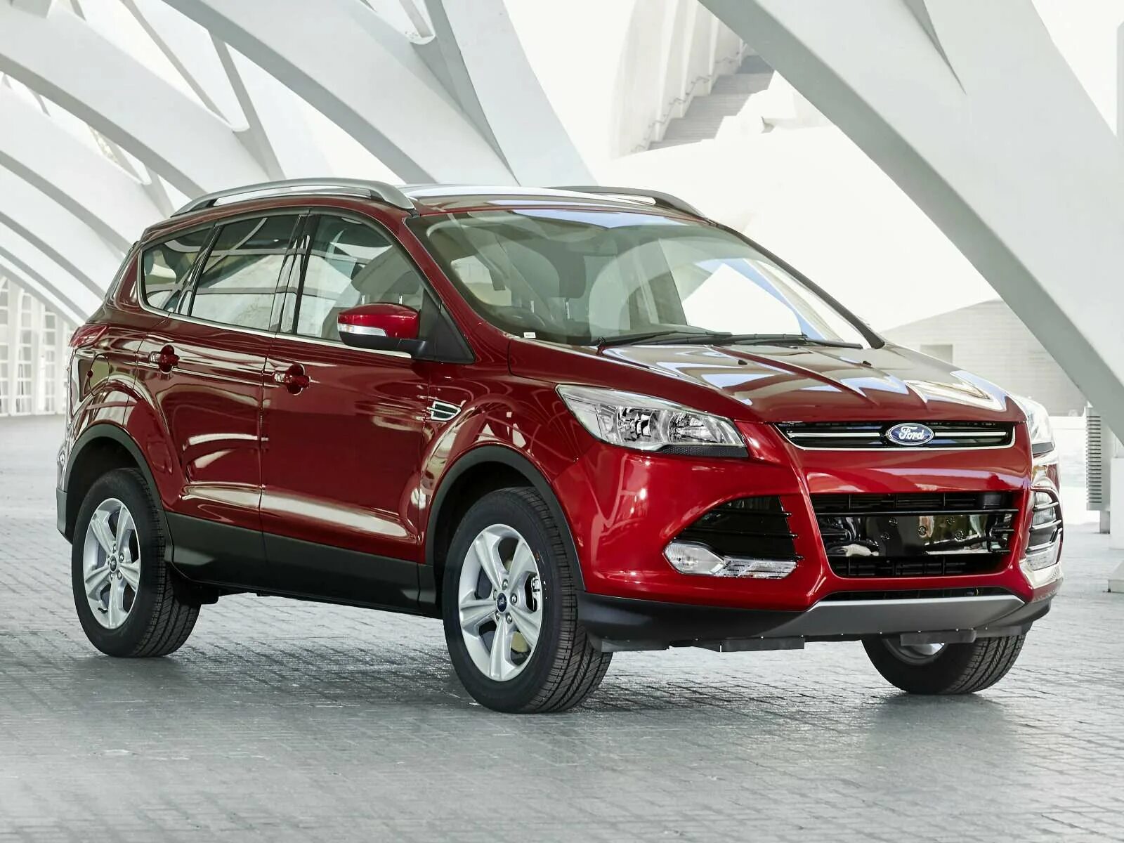 Форд куга коды. Форд Куга. Ford Kuga 2013. Форд Куга 2015. Форд Куга красный.