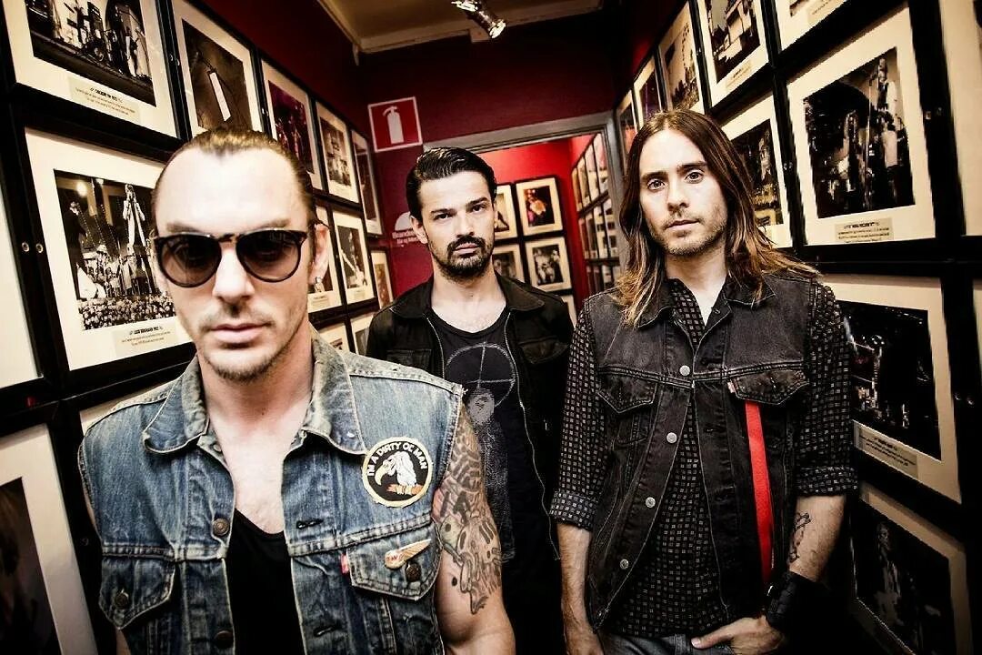 30 seconds to mars. Группа thirty seconds to mars. 30 секунд до марса. джаред лето группа.