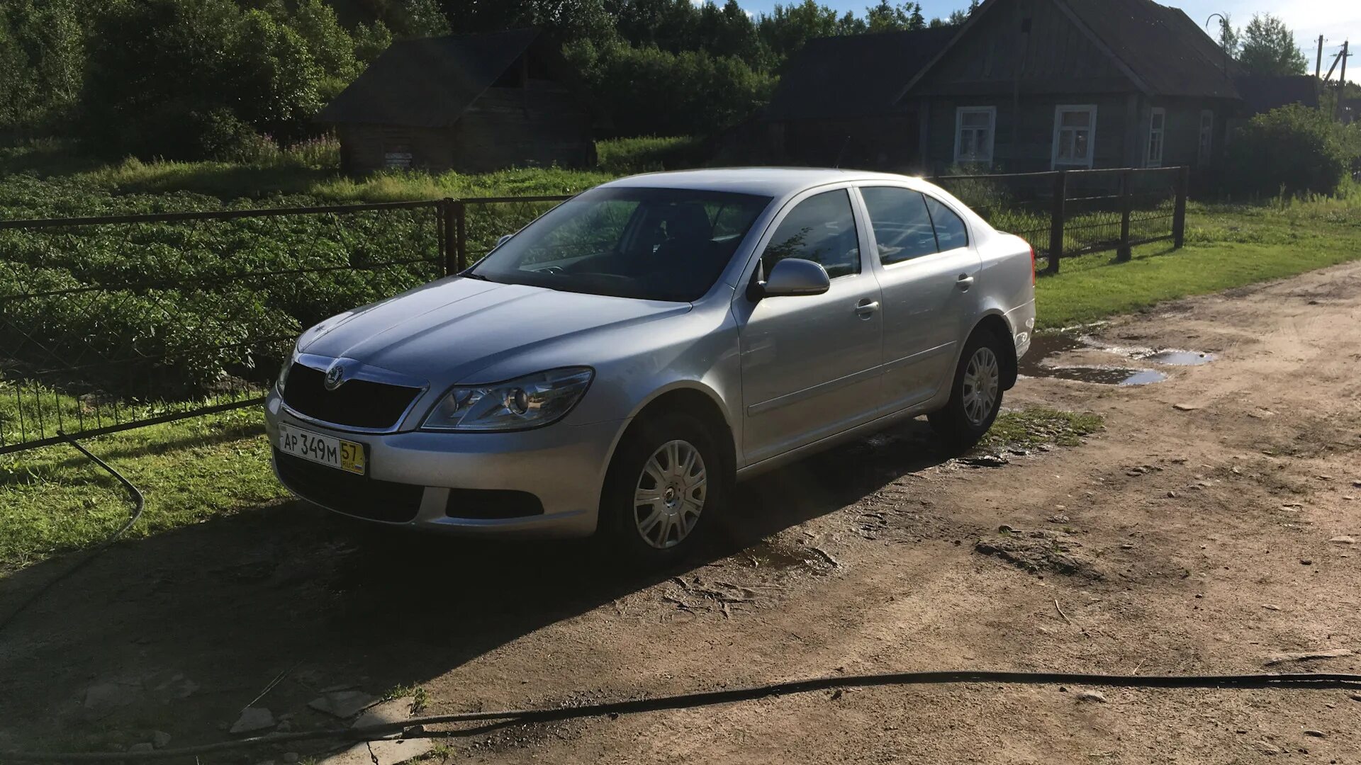 Шкода актавия серебристая 2009. Skoda Octavia a5. Skoda Octavia серебристая 2004 года. Škoda Octavia серебристый 2012.