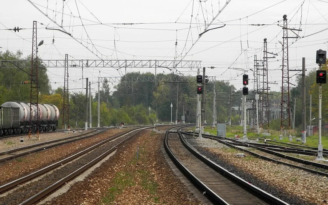 Жд станция селятино. Платформа селятино. Платформа селятино. Станция селятино. Станция селятино московская область.