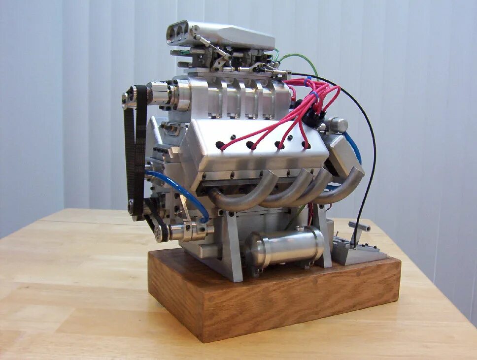 Можно оформить двигатель. Микро ДВС v8. Mini v8 Slayer. Двигателя mp8. Модель двигателя r2v870x.