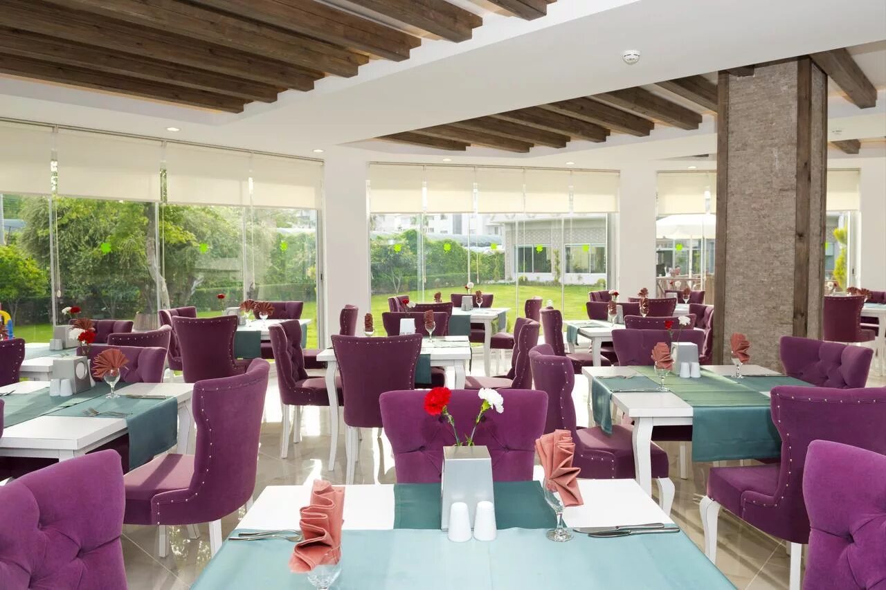 Side club hotel 4. Sun club side hotel. Сиде торговые центры. Sun club side hotel 4. Клаб сиде коаст.