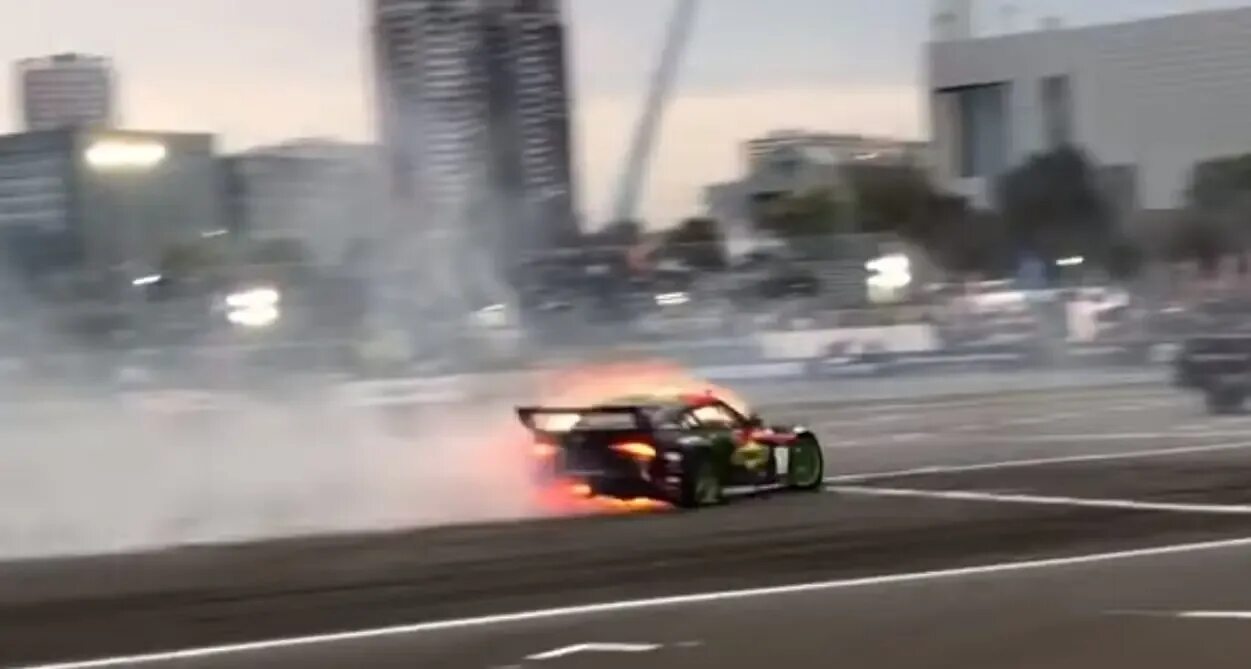 Горящая супра. Daigo saito supra a90. супра горит. дрифт с огнем.