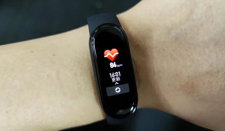 Как часы измеряют пульс. Смарт-часы Xiaomi mi Band 5. Mi Smart Band 5 NFC. Смарт часы ми бэнд 5. Xiaomi mi Band 5 Pro.