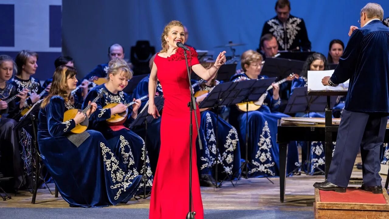 Любовь орлова журчат ручьи. Журчат ручьи дунаевский. Дунаевский журчат ручьи. Журчат ручьи ноты для голоса. Текст песни журчат ручьи.