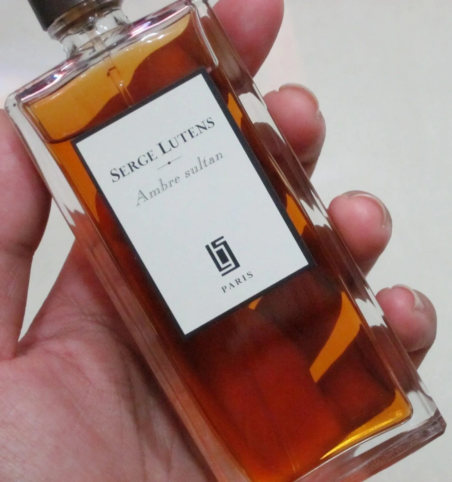 Serge lutens sultan. Serge lutens chergui. Серж лютанс. Serge lutens ambre sultan. Serge lutens ambre sultan 50 ml.