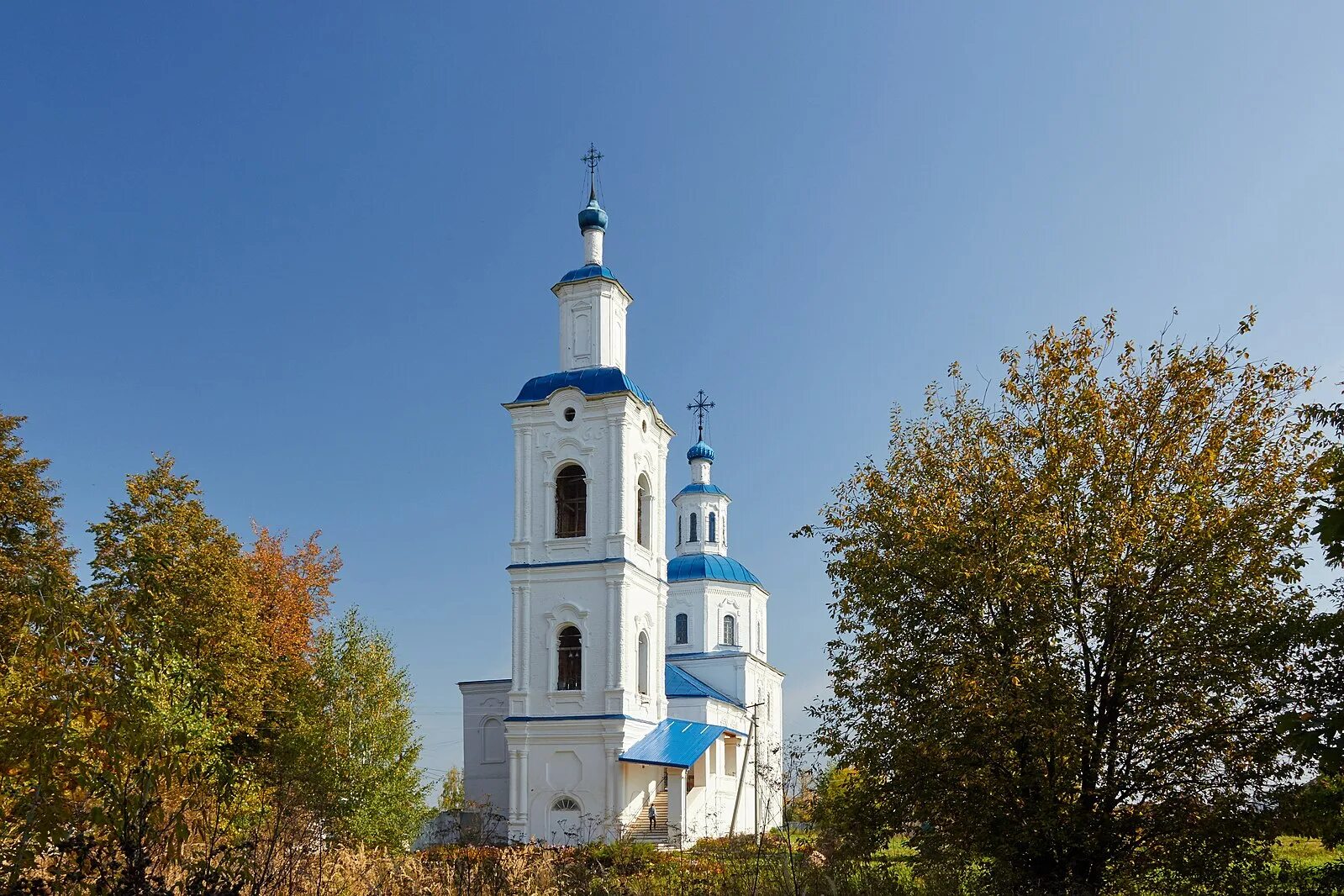 Храм введения вязьма. Введенская церковь вязьма. введенская церковь церковь вязьма. богоявленская церковь вязьма. введенская церковь таруса.